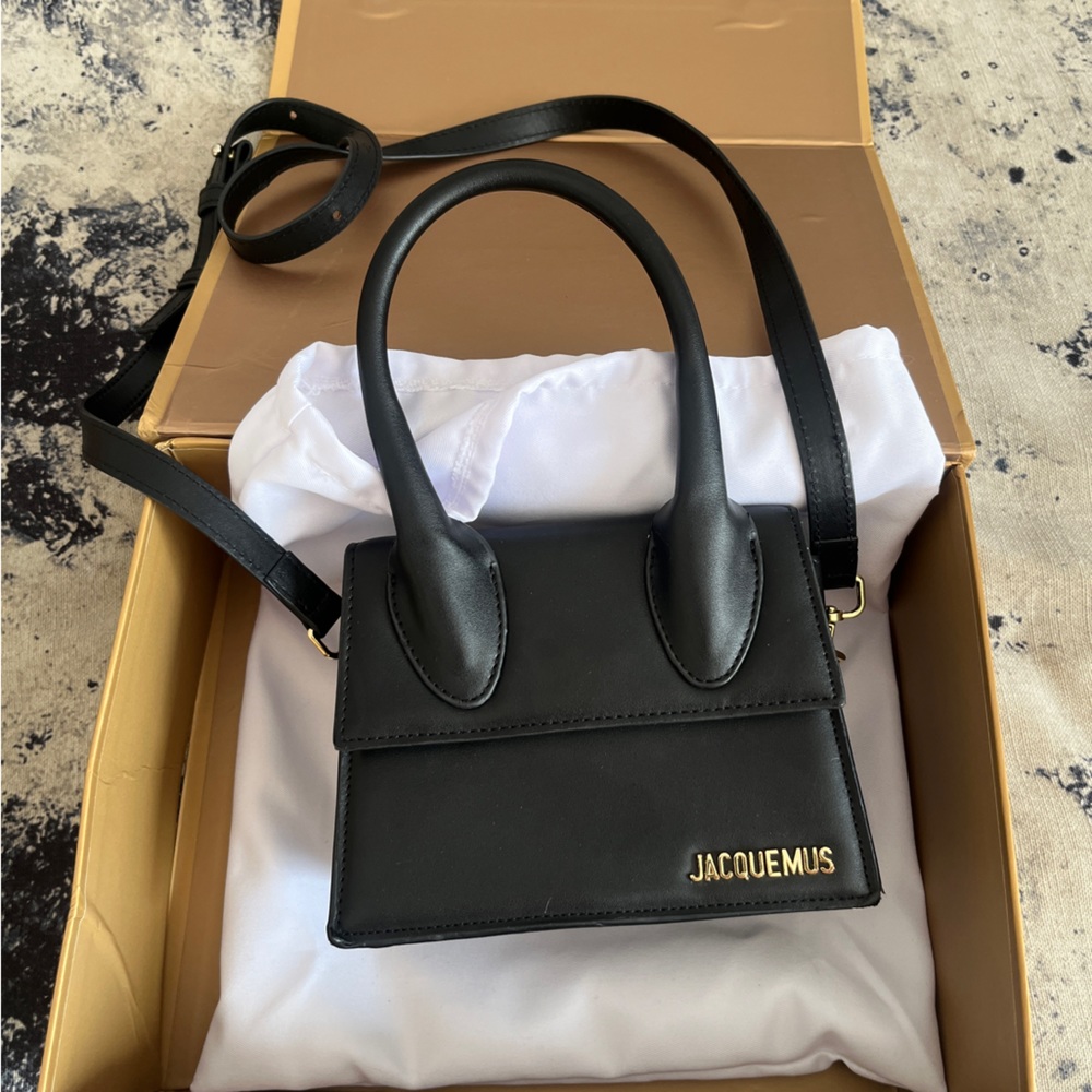 JACQUEMUS LE CHIQUITO LEATHER BAG - SMALL